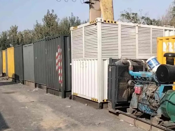 六安200KW柴油发电机机组每小时油耗是多少？